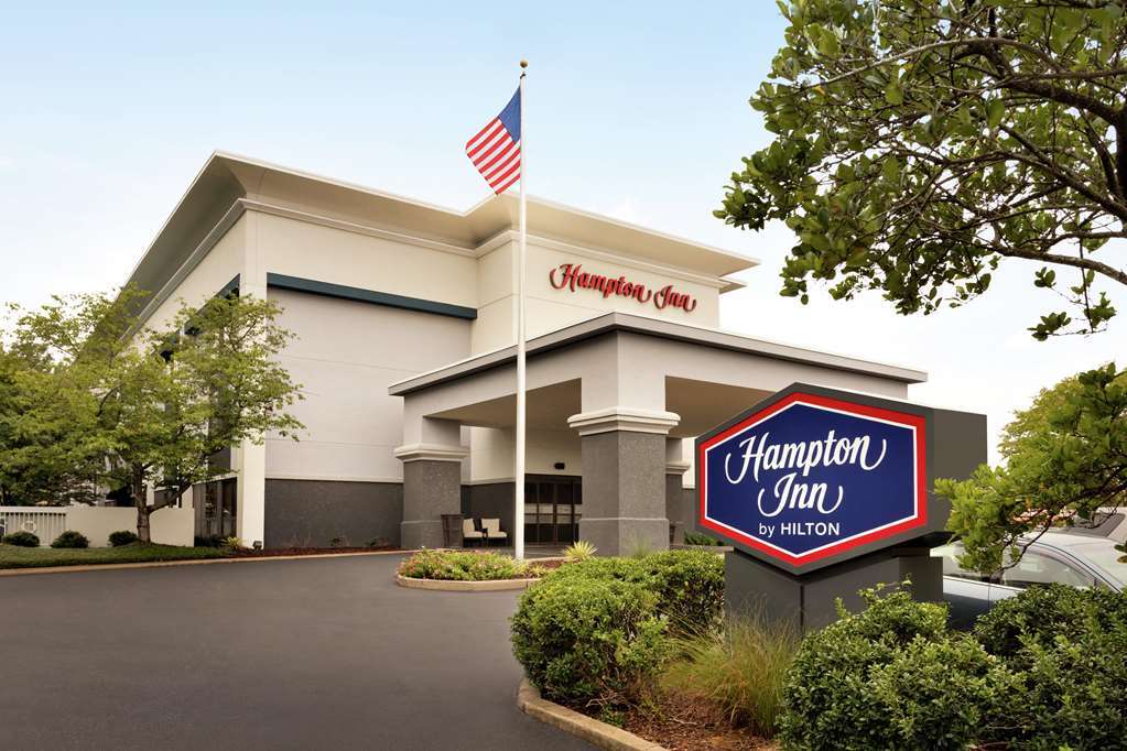 Hampton Inn Starkville Exterior photo